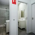 Rent a room of 200 m² in Madrid