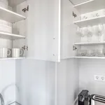 Alquilo 2 dormitorio apartamento de 840 m² en Madrid