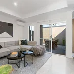 Rent 2 bedroom apartment in Spearwood