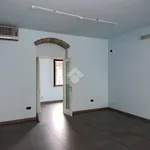 Rent 3 bedroom apartment of 100 m² in Acquanegra sul Chiese