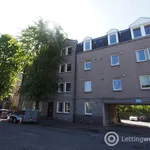 Rent 2 bedroom flat in Aberdeen