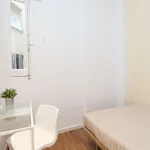 Rent a room of 140 m² in madrid