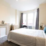 Rent 5 bedroom house in Reading