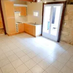 Maison de 46 m² avec 3 chambre(s) en location à Aimargues