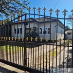 Rent 3 bedroom house in Dandenong