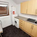 Rent 4 bedroom flat in West Midlands