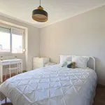 Rent a room in lisbon