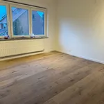 Maison de 100 m² avec 3 chambre(s) en location à Châtelet