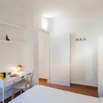 Rent 4 bedroom apartment of 53 m² in Firenze