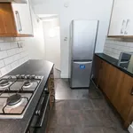 Rent 4 bedroom house in Leeds