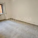 Affitto 3 camera appartamento di 70 m² in Guidonia Montecelio