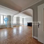 Maison de 148 m² avec 6 chambre(s) en location à VERGEZET