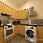 Rent 4 bedroom flat in Edinburgh