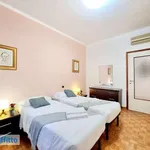 Rent 3 bedroom apartment of 88 m² in Milan