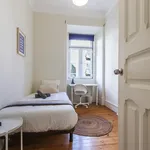 Rent 7 bedroom apartment in Lisbon