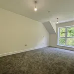 Rent 3 bedroom flat in South West England