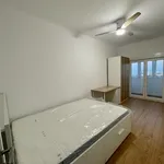 Rent 5 bedroom apartment in Almada