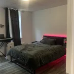 Rent 4 bedroom apartment in Sherbrooke