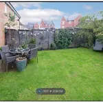 Rent 4 bedroom house in East Midlands