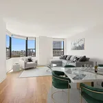 Rent 4 bedroom apartment in Manhattan