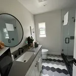 Rent 2 bedroom house in Van Nuys