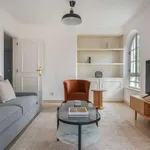 Rent 3 bedroom apartment of 2 m² in lisbon