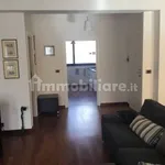 Affitto 3 camera appartamento di 110 m² in Brindisi