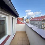 Pronajměte si 3 ložnic/e byt o rozloze 80 m² v Prague