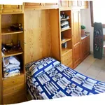 Rent a room in Valencia']