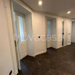 Affitto 5 camera appartamento di 176 m² in Torino