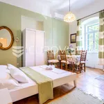 Rent 1 bedroom apartment in Split