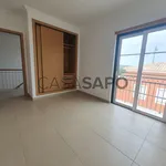 Rent 3 bedroom house of 150 m² in Alcantarilha e Pêra