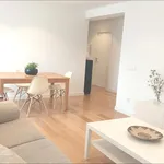 Alquilo 2 dormitorio apartamento de 65 m² en Pamplona - Iruña