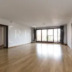 Rent 4 bedroom apartment of 187 m² in Bucharest