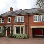 Rent 7 bedroom house in East Midlands