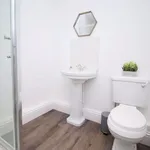 Rent 2 bedroom apartment in Wales