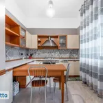 Affitto 3 camera casa di 80 m² in Milan