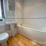 Rent 2 bedroom flat in Glasgow