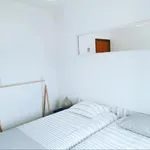 Rent 5 bedroom house in Setúbal