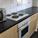 Rent 3 bedroom flat in Canterbury