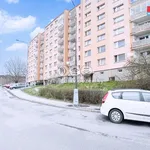 Pronajměte si 3 ložnic/e byt o rozloze 69 m² v Chomutov