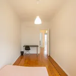 Rent 3 bedroom apartment in Lisbon