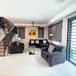 Rent 3 bedroom apartment in Kingston