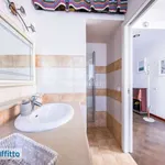 Affitto 2 camera appartamento di 62 m² in Naples