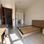 Rent 4 bedroom apartment of 15 m² in Latina