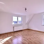 Maison de 2500 m² avec 4 chambre(s) en location à Ohain