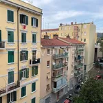 Affitto 3 camera appartamento di 75 m² in Trieste