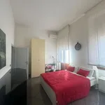 Rent 4 bedroom apartment in Florence