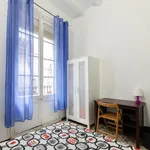 Rent 3 bedroom apartment in Barcelona