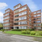 Flat to rent in Ray Mead Road, Maidenhead SL6